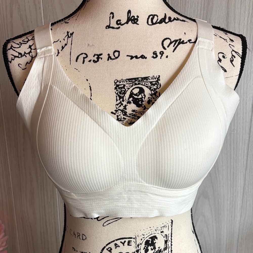 White Ribbed V-Neck Bralette